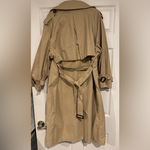 Oversized Double Breasted Trench - Picture 4 of 5
